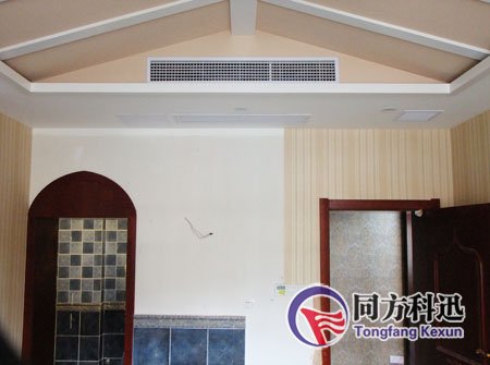 中央空調風管機